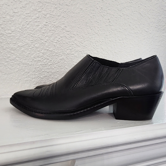 Gianni Bini "Let's Dance" black ankle western bootie shoe - Picture 2 of 6